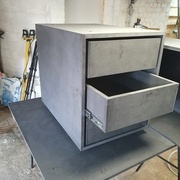 Tiroirs à sortie totale installés dans leur caisson