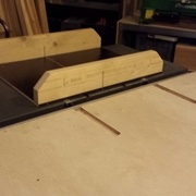 2 rainures pour ne pas replier l'extension quand j'utilise le chariot