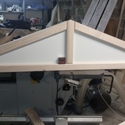 Bord de toit assemblé