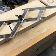 Tracé à chaque croisement avec la ligne des vis