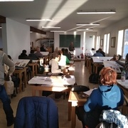 Les élèves à l'écoute de Xavier Chatellard.