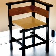chaise "de stijl" par Theo van Doesburg http://chairblog.eu/tag/theo-van-doesburg/