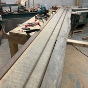 Le morceau de plateau hors duquel je dois notement sortir le morceau nécessaire pour faire les 2 portes en fil continu…