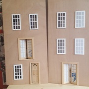 Mise en place des menuiseries sur les facades