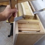 Même de la main gauche