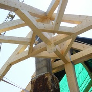 fig 4 Poinçon en enrayure  http://www.artisanbois-toiture.com