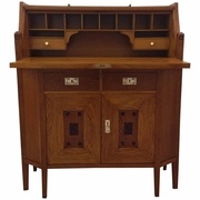 Secrétaire sécession viennoise https://www.1stdibs.com/furniture/storage-case-pieces/secretaires/very-rare-vienna-secession-oak-secretary/id-f_1677552/