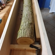 Branche retournée pour la mettre en appui sur la surface de référence