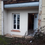 L'entrée, avec les ronces, on entre au château de la belle au bois dormant