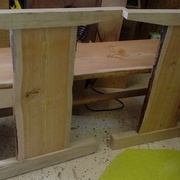 pieds de table mélèze/chataignier