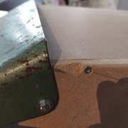 L'entaille pour faciliter l'articulation.