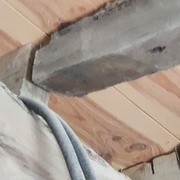 Lambourde pas en appuie