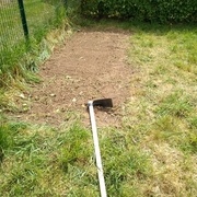 l'emplacement du potager ! point positif j'ai testé ma nouvelle houe ! c'est un outil fantastique !