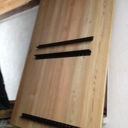 palier fixé par fer plat vis 7*40 tout les 6 cm