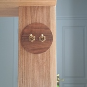 Va-et-vient pour les spots du dessous + le bandeau LED