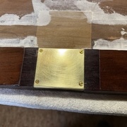 Serrure neuve pour l'abattant.