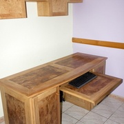 La tablette coulissante pour le clavier et  la souris