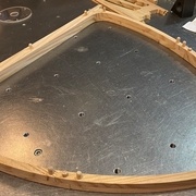 Les tourbillons facilitent l'assemblage des 10 pièces composants le cadre