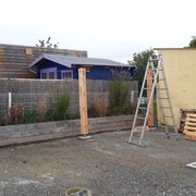 Les poteaux tiennent seul, ca aide beaucoup!