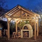 (Four à Pizza) et son abri