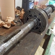 l'arbre et roulement haut