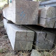 ces poutres là sont intransportables!!! j'en débite une en cube pour les fondations