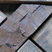 Traverse avec traces de hache /hachereau