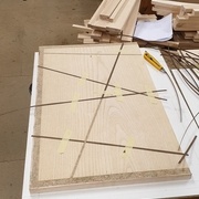 Incrustation des filets dans les rainures