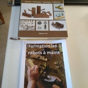 Livre "Les Rabots"et documentation sur la formation aux rabots.