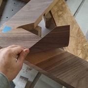 mise aux dimensions de la feuille de placage