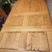 La copie en bas, l'originale au dessus