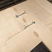 Assemblage des deux panneaux à 90 degrés