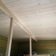 Le plafond a été huilé avant les cloisonnements pour plus de facilité