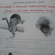 Meules à main avec engrenages taillés