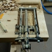 Positionnement pour voir si ca rentre, finitions au ciseau à venir