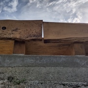 Quelques couacs lors de la mise en place des traverses, il a fallu les redescendre et les retailler