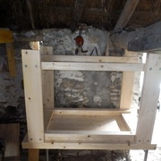 Pose des pieds et des traverses inférieures.