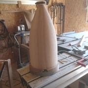 panneaux de l'ogive fait au tour  bois et fendu ,évidé par la suite