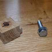 cale & vis de fixation du plateau