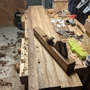 Et une varlope en bois !