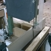 découpe des bandelette à la ruban puis calibrage à la rabot