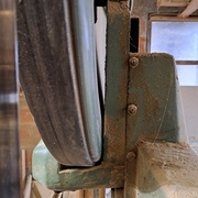 Le volant qui effleure le chassis