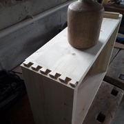 tiroirs à queue d'aronde (j'ai un gabarit du commerce)