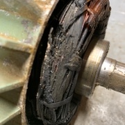 Remplacement du moteur Lurem C260 Tri--}Mono