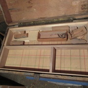 Le second tirtoir comporte une cloison, pratique pour le saisir et sortir