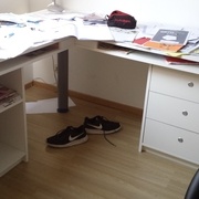 Le bureau n'est pas fini, mais le rangement non plus !