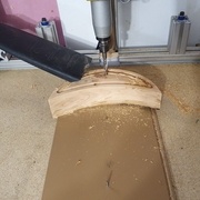 Fraisages avec le même pivot à différentes distances, avec 2 vis en guise de butées.