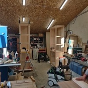 Et de deux !  La partie centrale sera collée sur place.