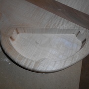 Maintenant, il faut réaliser une cavité qui recevra l'électronique de la guitare