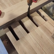 J'ai repris les mortaises pour qu'il n'y ait plus de décallage.